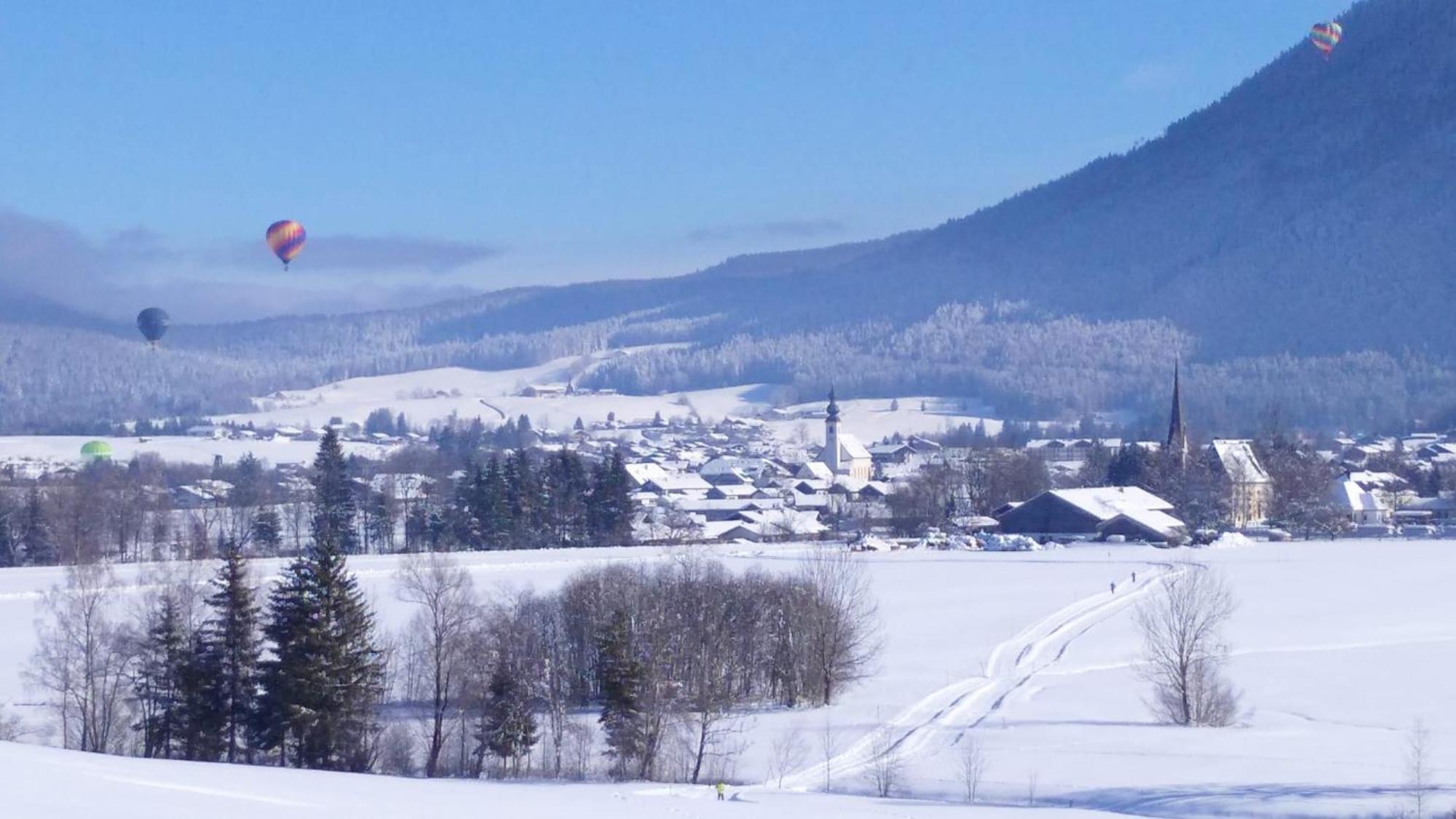 Wellnessoase Mit Sauna Und Whirlpool Inzell Exterior foto