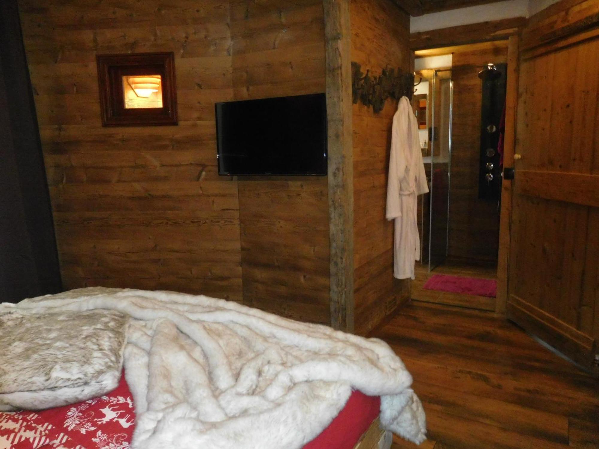 Wellnessoase Mit Sauna Und Whirlpool Inzell Exterior foto